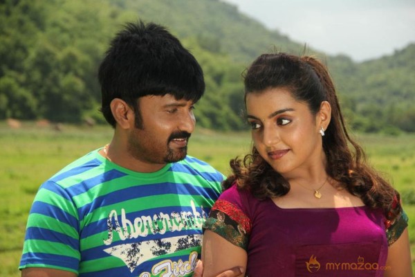 Bhuvanak Kadu Movie Stills 