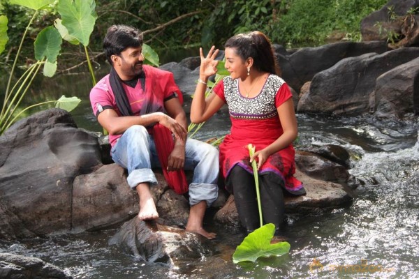 Bhuvanak Kadu Movie Stills 