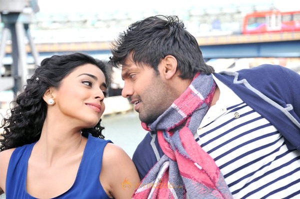 Chikku Bukku Movie Stills