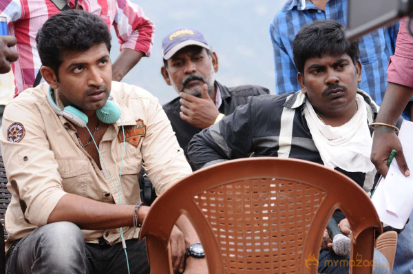 Deal Movie Working Stills 