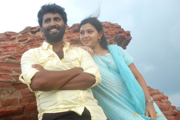 Endrume Aandham Movie Stills 