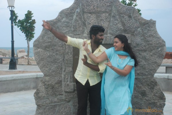 Endrume Aandham Movie Stills 