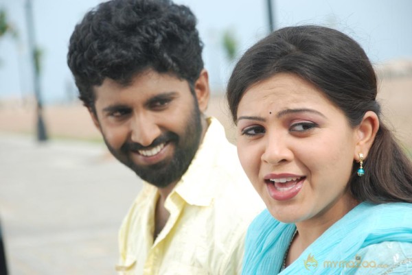 Endrume Aandham Movie Stills 