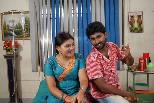 Endrume Aandham Movie Stills 