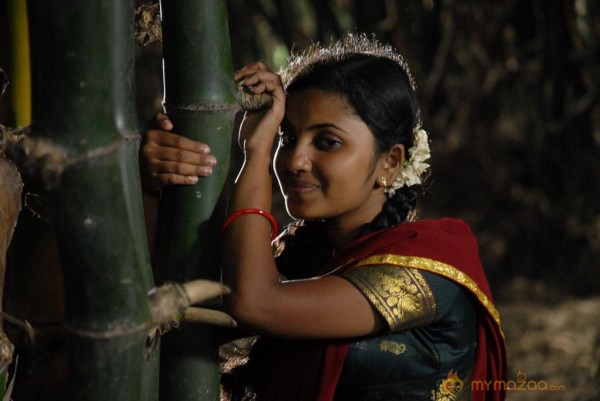 Gnana Kirukkan Movie Stills 