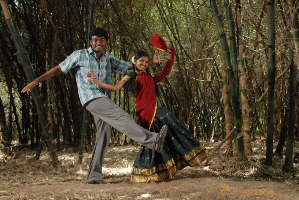 Gnana Kirukkan Movie Stills 