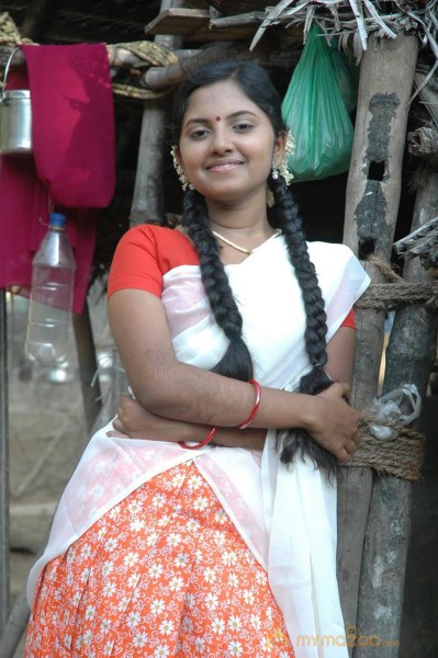 Gnana Kirukkan Movie Stills 