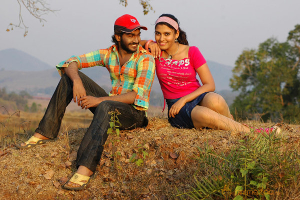 Ilamai Kadhal Movie Stills  