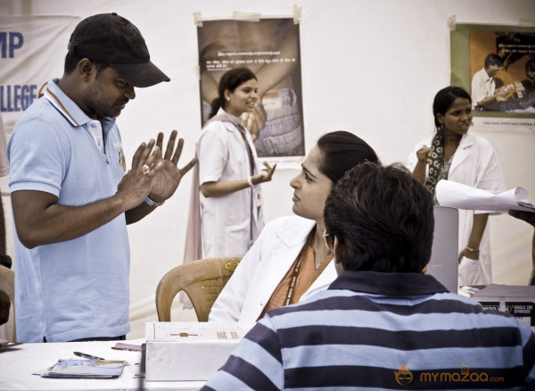 Irandam Ulagam Movie Stills 