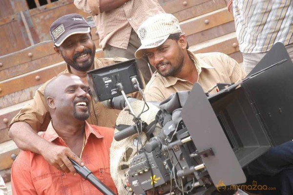 Irumbu kottai Murattu Singam working stills 