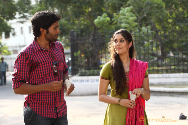 Ivan Veramathiri Movie Stills 