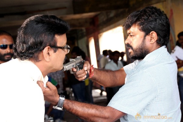 Kaaval movie working stills