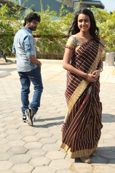 Kadhal Solla Aasai Movie Stills 