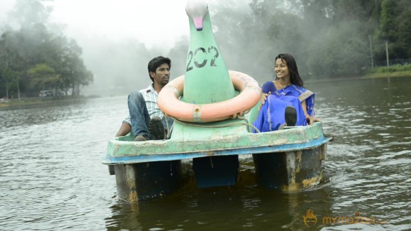 Kadhal Theeyai Kaiyil Edu Movie Stills 