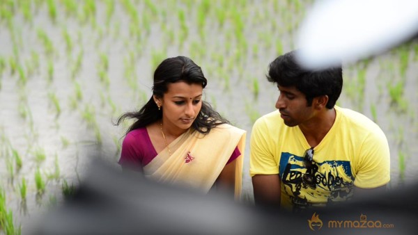 Kadhal Theeyai Kaiyil Edu Movie Stills 