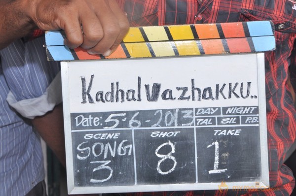  Kadhal Vazhakku Movie Working Stills 