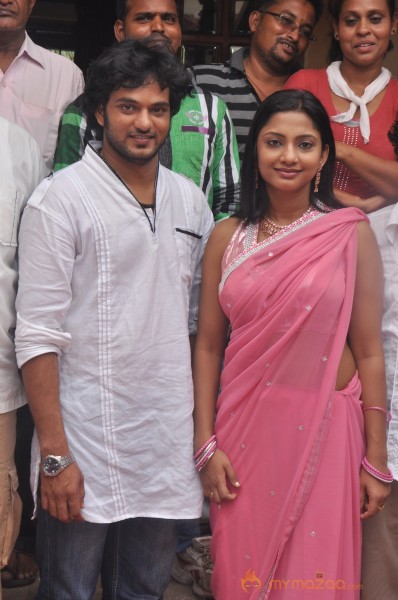  Kadhal Vazhakku Movie Working Stills 