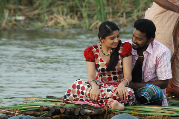 Kannukulle Tamil Movie Stills 