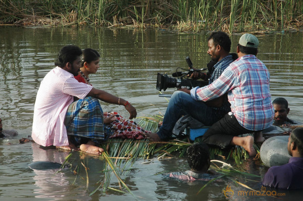 Kannukulle Tamil Movie Stills 