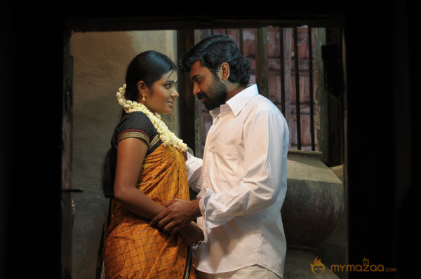 Karisalpattum Gaathinagarum Movie Stills 