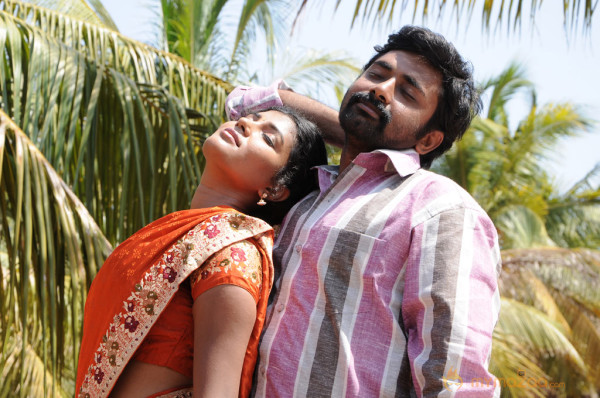 Karisalpattum Gaathinagarum Movie Stills 