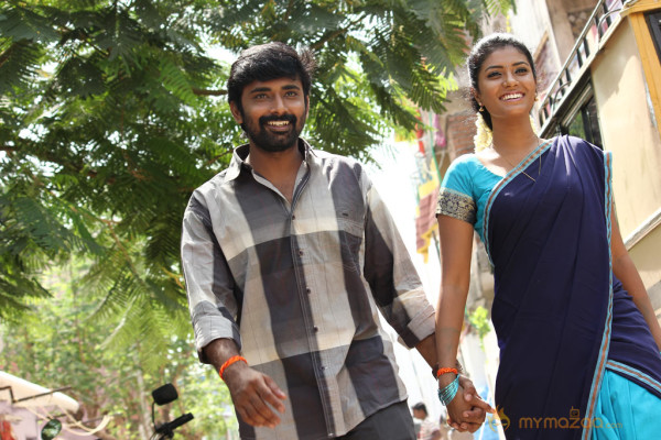 Karisalpattum Gaathinagarum Movie Stills 