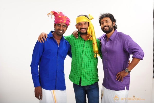 Kathukutti Movie New Photoshoot Stills