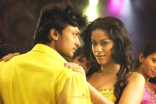 Katradhu Kalavu Movie Stills