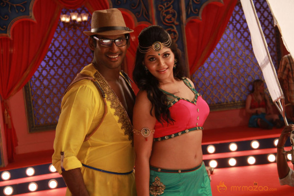 Madha Gaja Raja Movie Latest Stills 