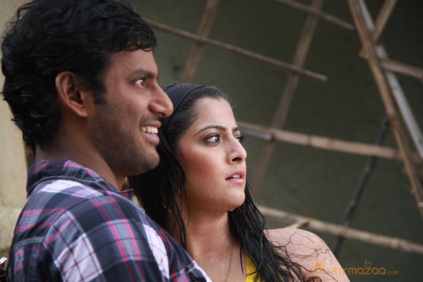 Madha Gaja Raja Movie Stills 