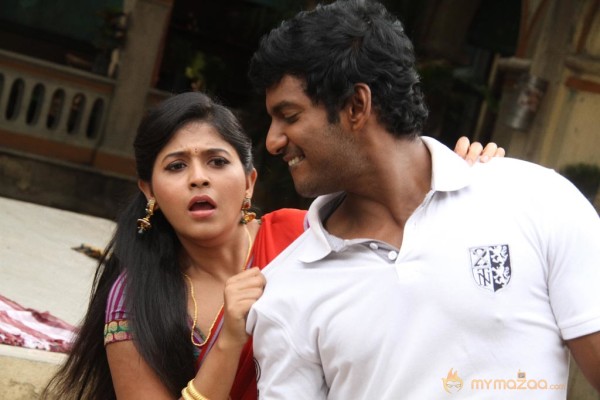 Madha Gaja Raja Movie Stills 