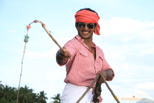 Madha Gaja Raja Movie Stills 