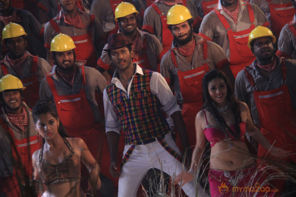 Madha Gaja Raja New Movie Stills 