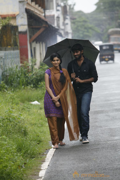 Madha Yaanai Koottam Movie Stills 