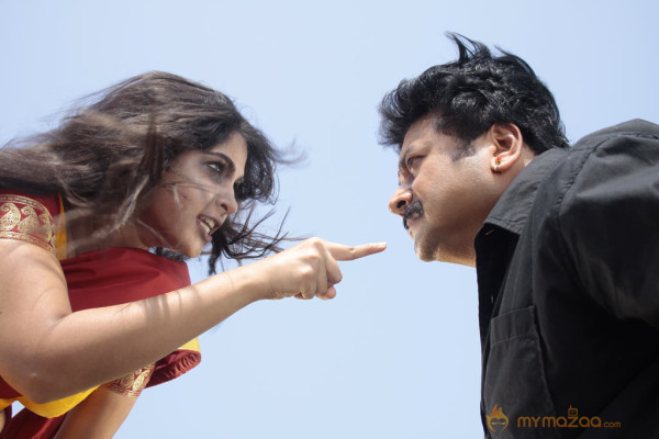 Manthrikan Movie Stills 