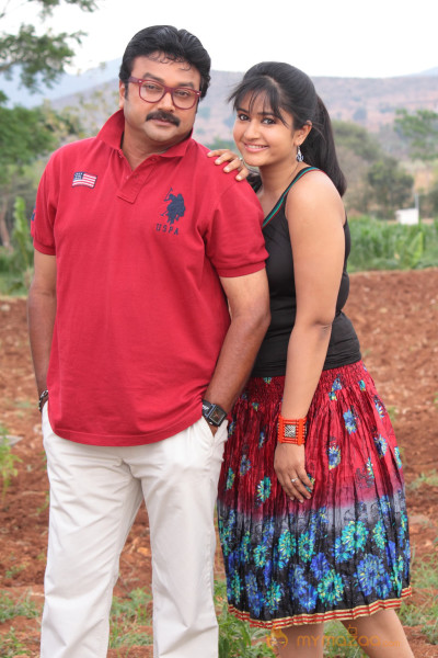 Manthrikan Movie Stills 