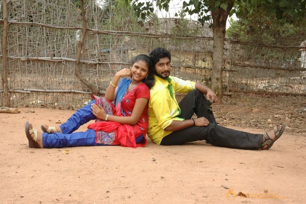 Mouna Mazhai Movie Stills 