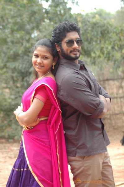 Mouna Mazhai Movie Stills 