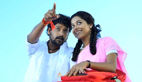 Mudhal Idam Latest Movie Stills