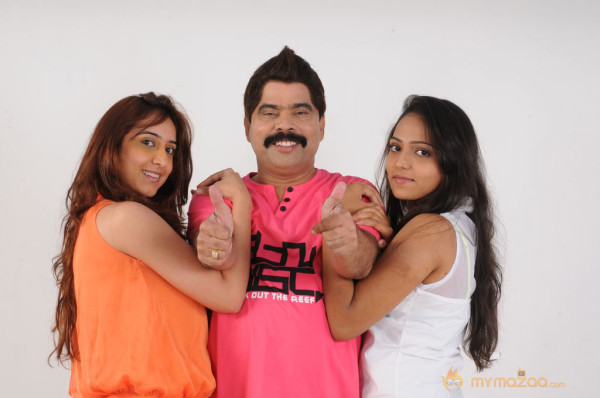 Naalu Perum Rommmba Nallavanga Movie Stills 