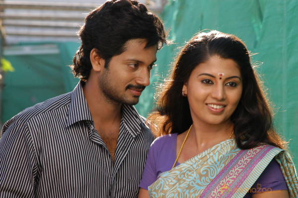 Ninaithathu Yaroo Movie Stills 