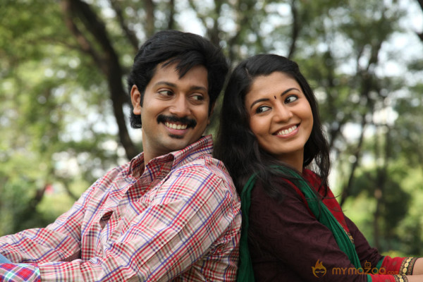 Ninaithathu Yaroo Movie Stills 