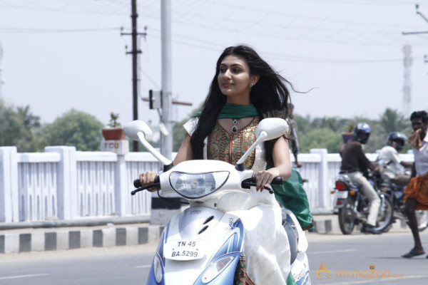 Om Shanthi Om Movie Stills 