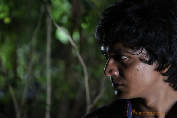 Onaayum Aattukkuttiyum Movie Stills 