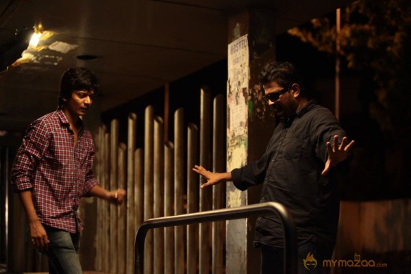 Onaayum Aattukkuttiyum New Movie Stills 