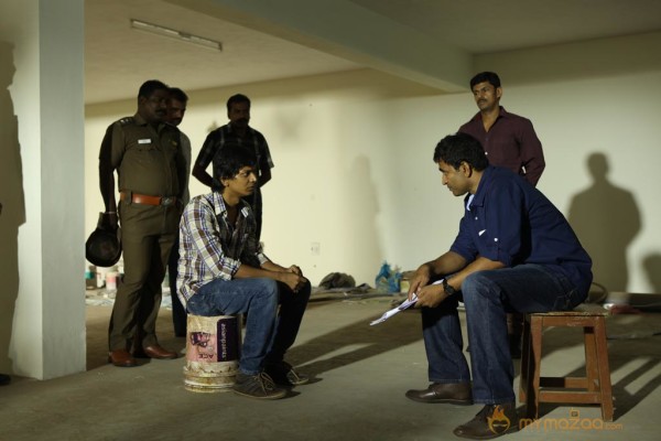 Onaayum Aattukkuttiyum New Movie Stills 