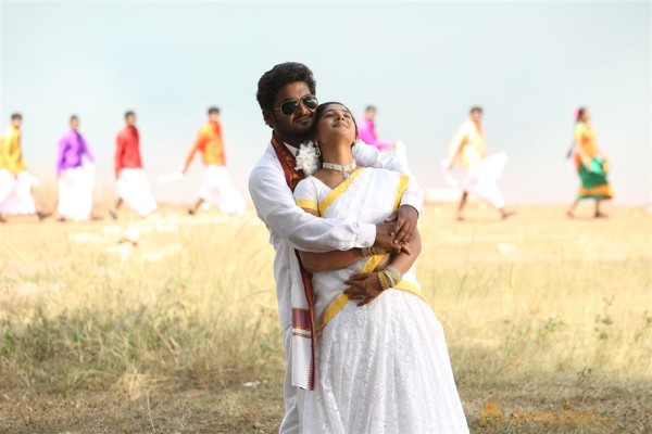 Ore Oru Raja Mokka Raja Tamil Movie Stills