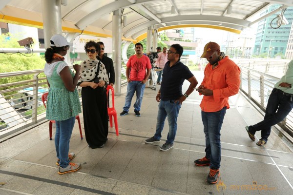 Oru Melliya Kodu movie working Stills