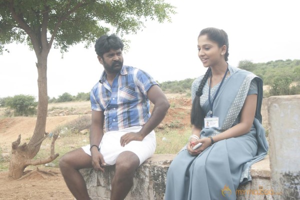 Oru Oorla Movie Stills 