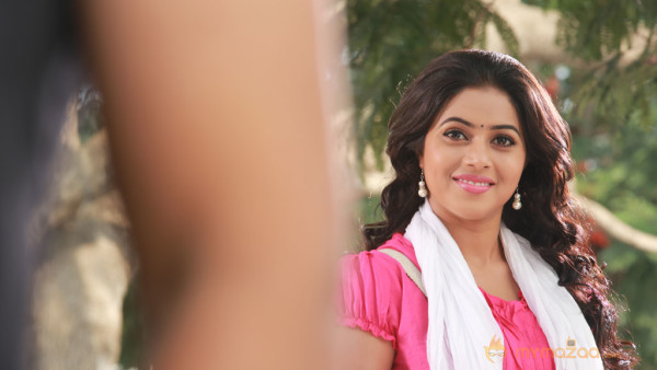 Padam Paesum Movie Stills 